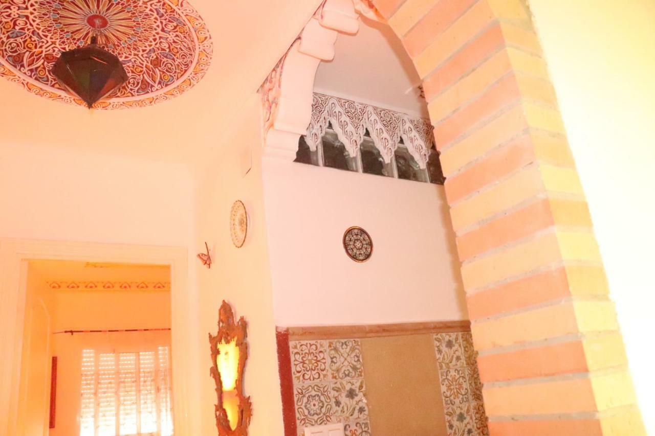 Casa Marhaba - Welcome Sevilla Bagian luar foto