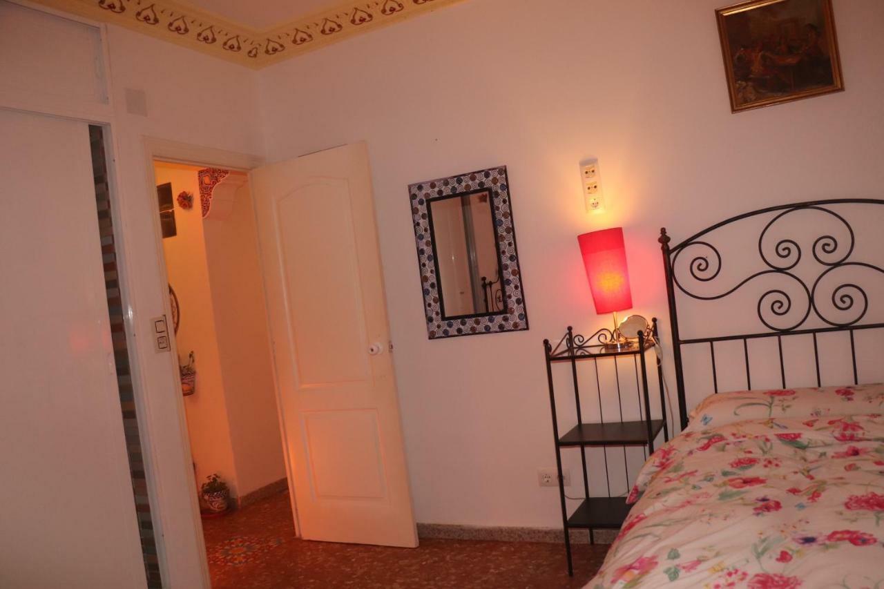 Casa Marhaba - Welcome Sevilla Bagian luar foto