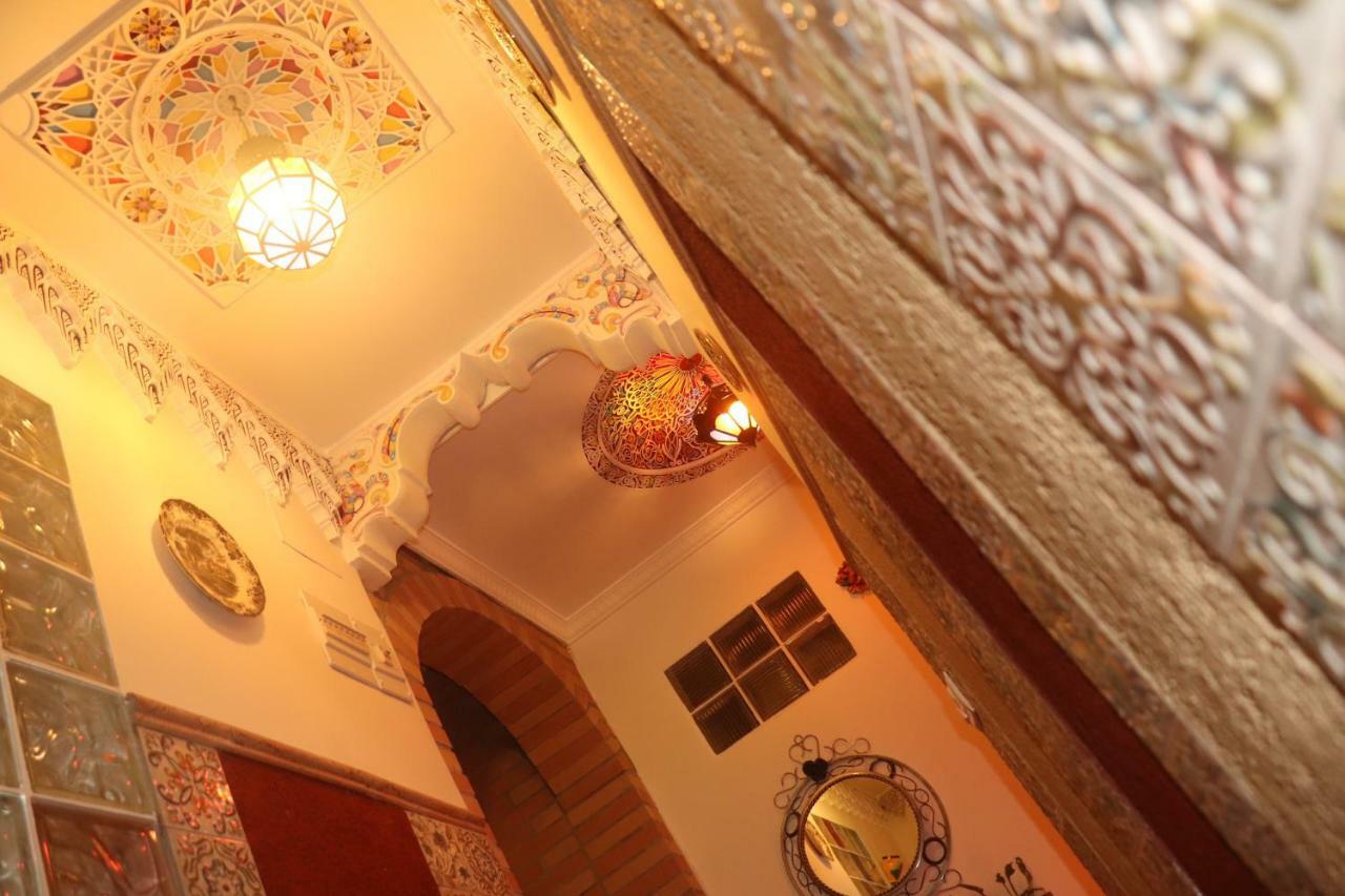 Casa Marhaba - Welcome Sevilla Bagian luar foto